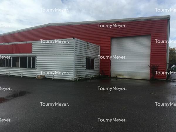 RARE-MERIGNAC-A LOUER LOCAL D'ACTIVITES DE 240 M² SUR TERRAIN PRIVATIF