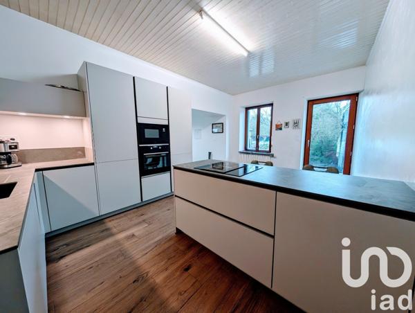 Maison 6 pièces de 159 m² à Martigné-Ferchaud (35640)