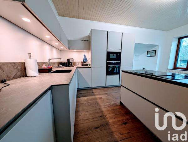 Maison 6 pièces de 159 m² à Martigné-Ferchaud (35640)