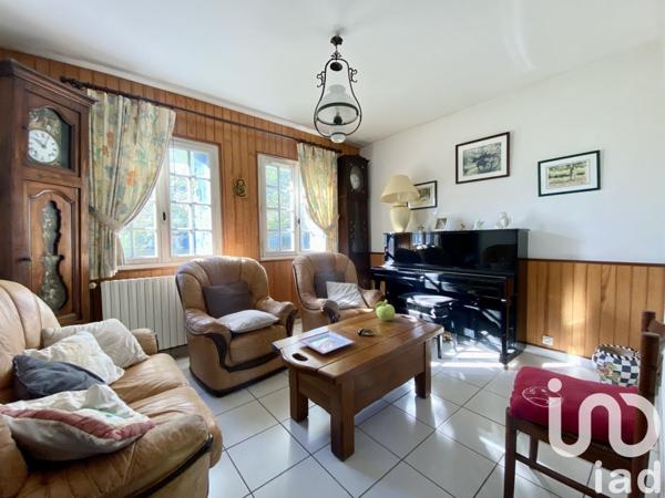 Maison 5 pièces de 111 m² à Grand-Champ (56390)