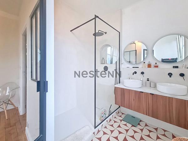 Maison bourgeoise de charme Saint-Cyr-sur-Loire - 180 m² avec 8 pièces avec 4 chambres - Jardin et garage