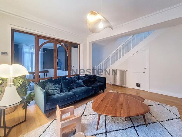 Maison bourgeoise de charme Saint-Cyr-sur-Loire - 180 m² avec 8 pièces avec 4 chambres - Jardin et garage