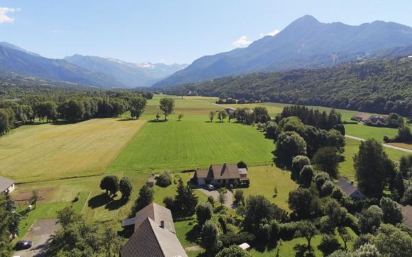 Terrain à vendre    Chabottes