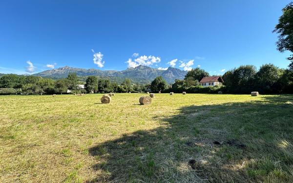 Terrain à vendre    Chabottes