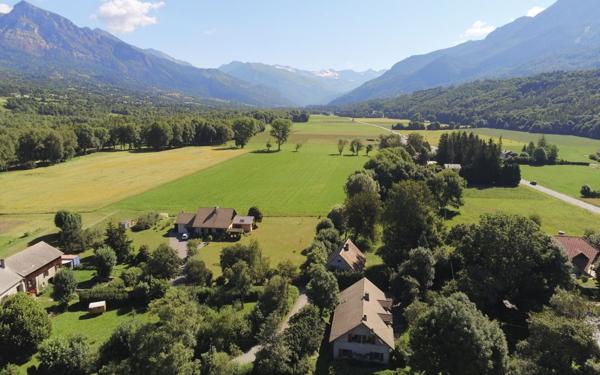 Terrain à vendre    Chabottes