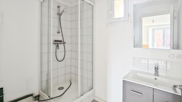 Bédée (35137) immeuble - 3 appartements - 138m²