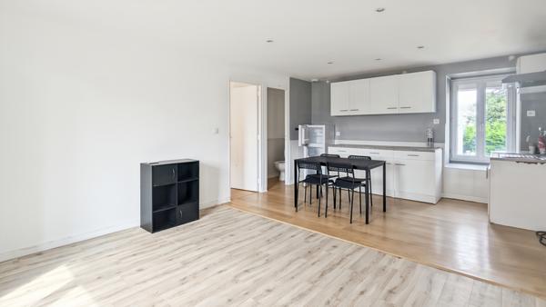 Bédée (35137) immeuble - 3 appartements - 138m²
