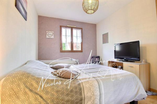 Maison de plain-pied, 4 chambres, garage et jardin