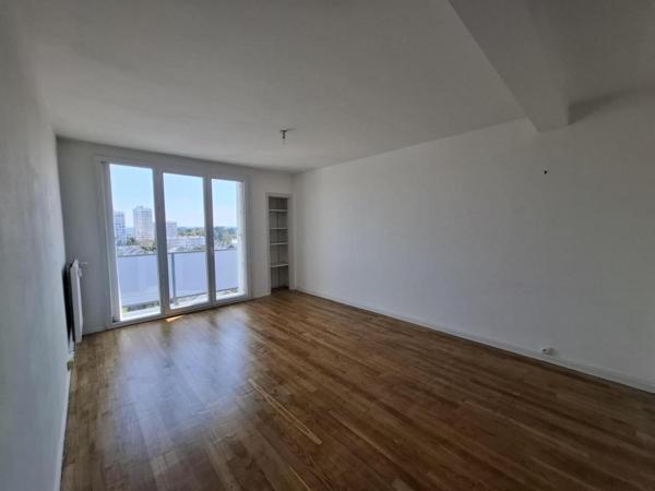 Appartement T4 à louer - 66 m² (réf : 506895)