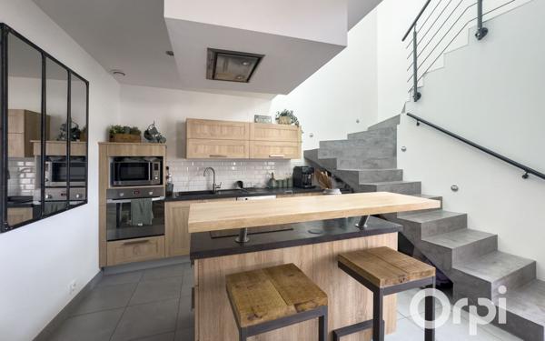 Maison à vendre    4 pièces •  Jonquières-Saint-Vincent