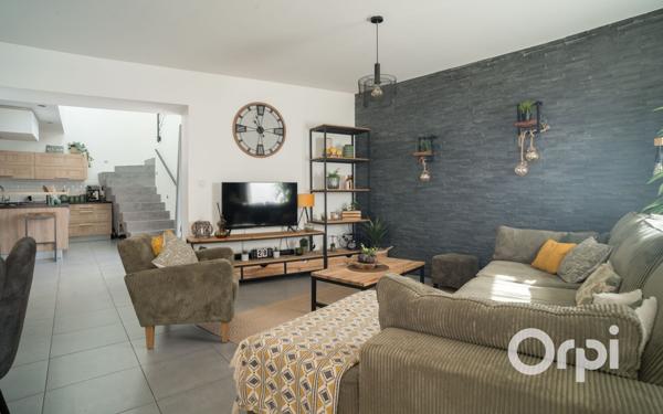 Maison à vendre    4 pièces •  Jonquières-Saint-Vincent