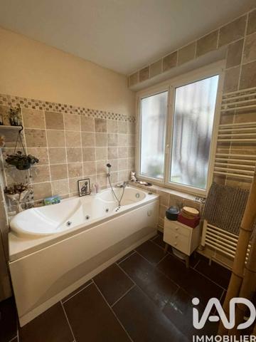 Maison à vendre 4 pièces 125 m² Champs-sur-Yonne