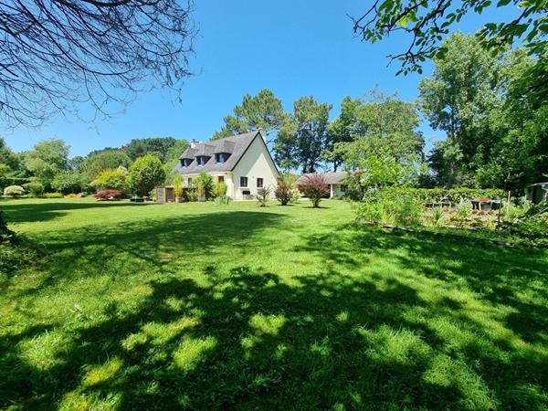 Maison Clohars Carnoet 7 pièce(s) 149.17 m2