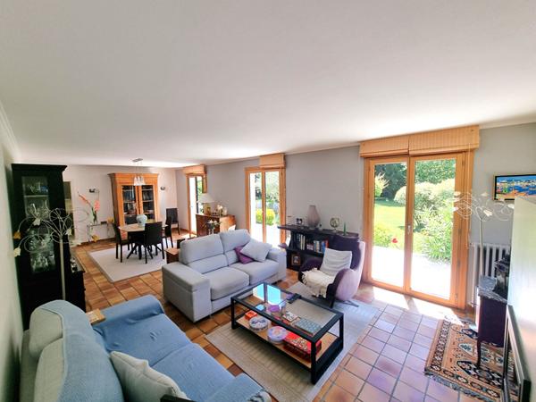 Maison Clohars Carnoet 7 pièce(s) 149.17 m2