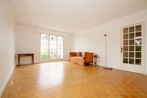 Appartement Fontenay Sous Bois grand 3 pièces de 93.62 m2