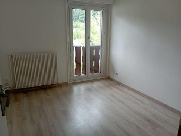 PASSY PLAINE , APPARTEMENT T3 , 75 M2 ,2 chambres 220000 euros