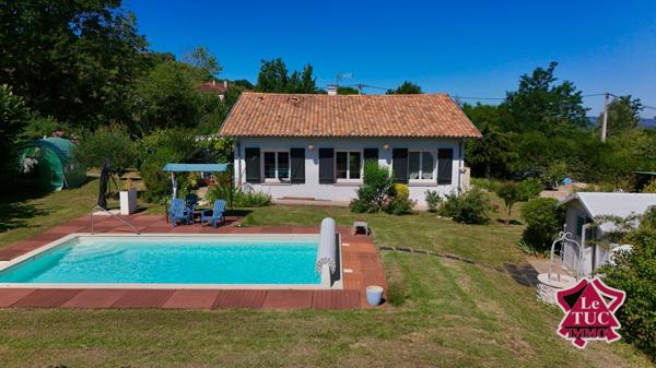 Maison de plain pied avec gîte et piscine chauffée. Pujols (47300)