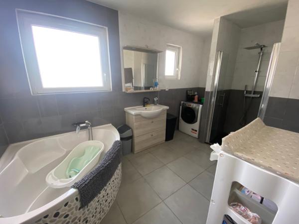 Maison à EVELLYS, 56500 - 7 pièces 160m²