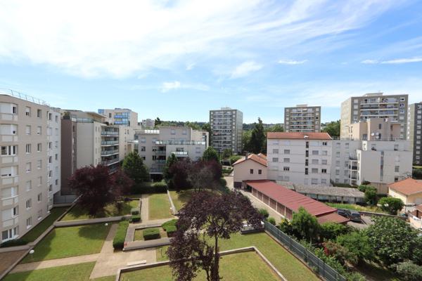 Appartement
         3 pièces
        - 64 m² Exclusivité 259 000 € *