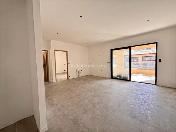 Vente                                                      Appartement
                        
                     3 pièces                      53 m2                     à Grosseto-Prugna