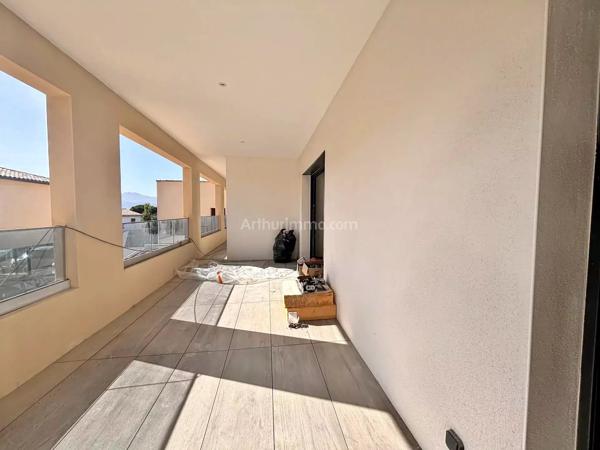 Vente                                                      Appartement
                        
                     3 pièces                      53 m2                     à Grosseto-Prugna