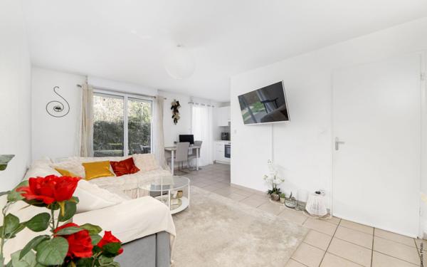 Appartement à vendre    3 pièces • 55 m2 Aucamville