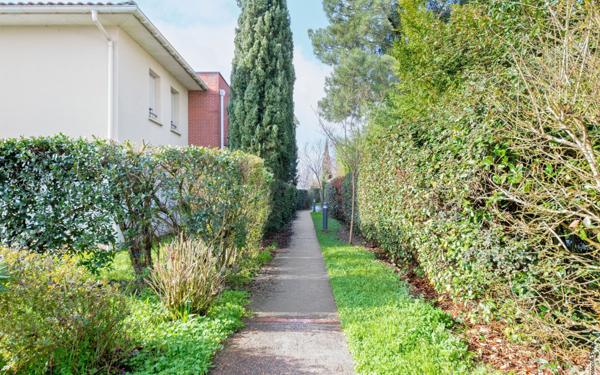 Appartement à vendre    3 pièces • 55 m2 Aucamville