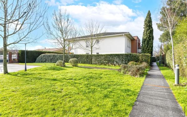 Appartement à vendre    3 pièces • 55 m2 Aucamville