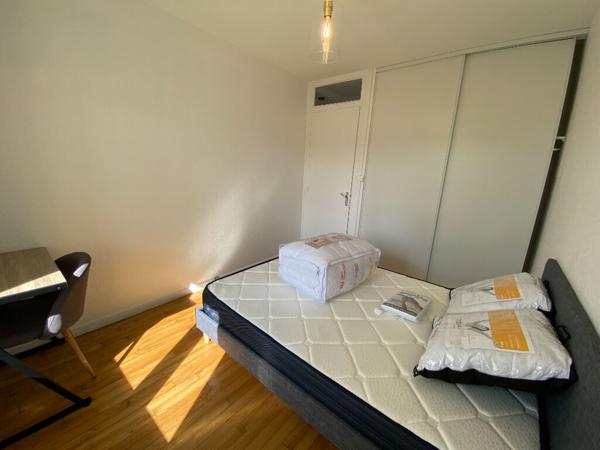 BD JACQUES PORTET - APPARTEMENT T3 MEUBLE DISPONIBLE LE 02/10