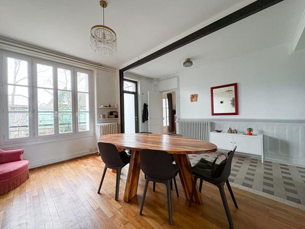 Maison familiale de 152 m² avec 4 chambres et grand jardin - Quartier Bédier à Angers