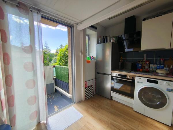 Dpt Pyrénées Orientales (66), à vendre VERNET LES BAINS appartement T2