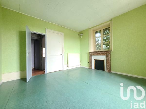 Immeuble à vendre 1 138 m² Sedan