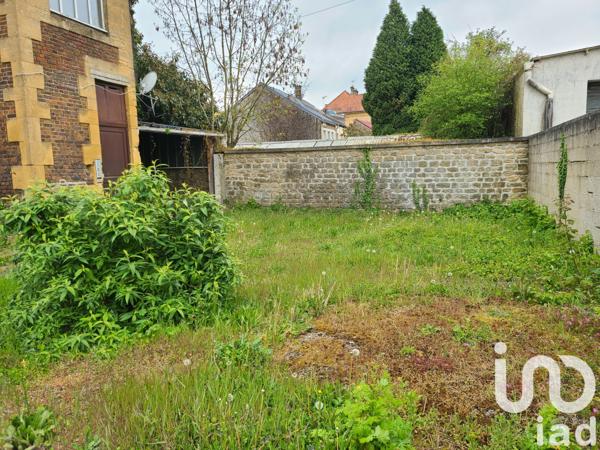 Immeuble à vendre 1 138 m² Sedan