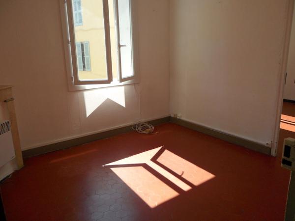 Appartement 2 pièce(s) 1 chambre(s) 32.03 m²