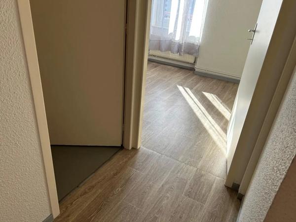 Appartement à louer 2 pièces 51.12m²