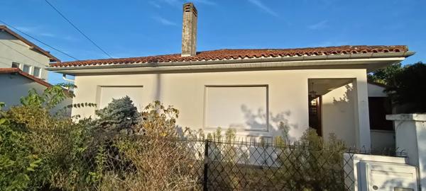 CAUDERAN PROCHE CAPEYRON - MAISON A REPENSER SUR TERRAIN DE