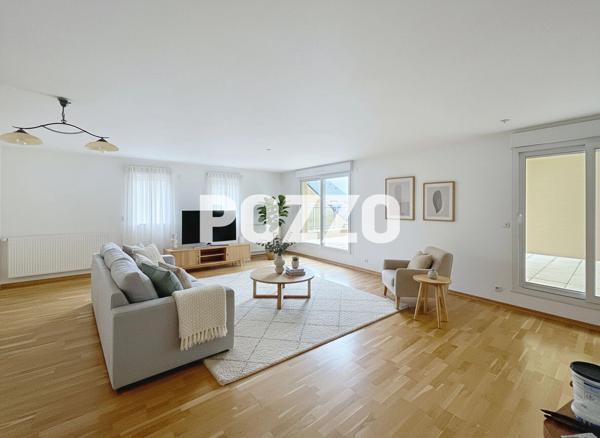 Appartement Periers 5 pièce(s) 155 m2 - Terrasse de 31 m². PERIERS