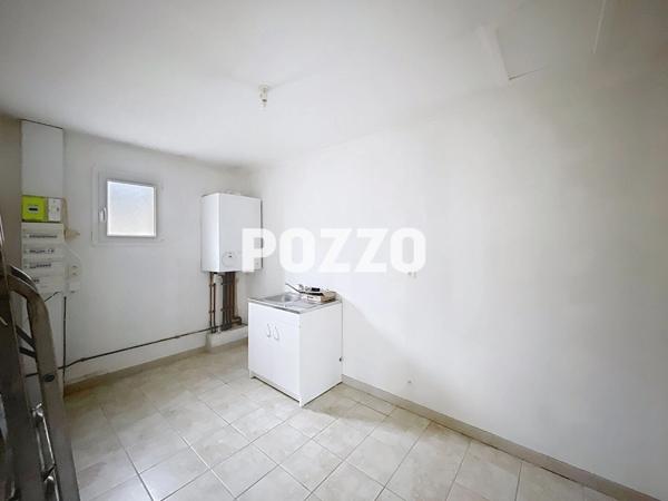 Appartement Periers 5 pièce(s) 155 m2 - Terrasse de 31 m². PERIERS