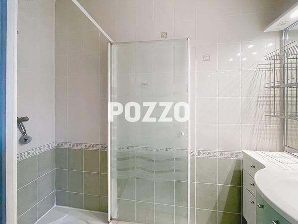 Appartement Periers 5 pièce(s) 155 m2 - Terrasse de 31 m². PERIERS