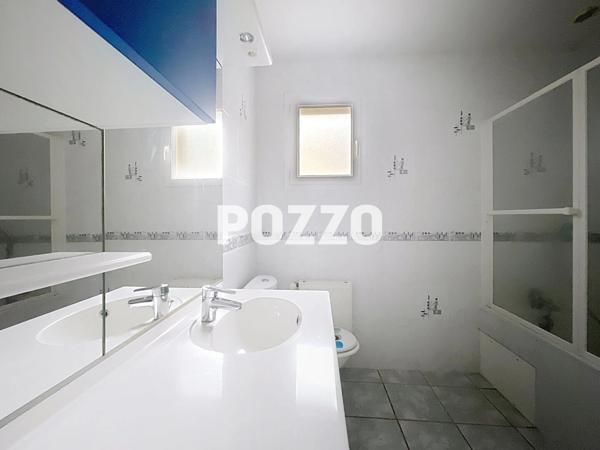 Appartement Periers 5 pièce(s) 155 m2 - Terrasse de 31 m². PERIERS