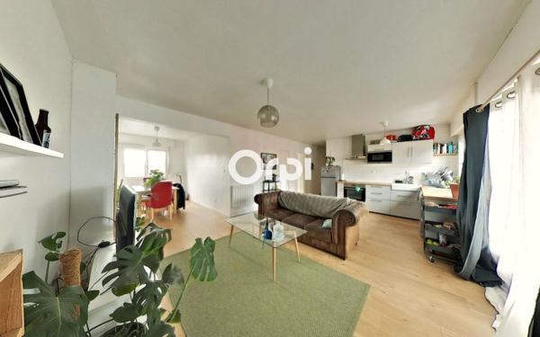 Appartement à vendre    3 pièces • 66,14 m2 Lille