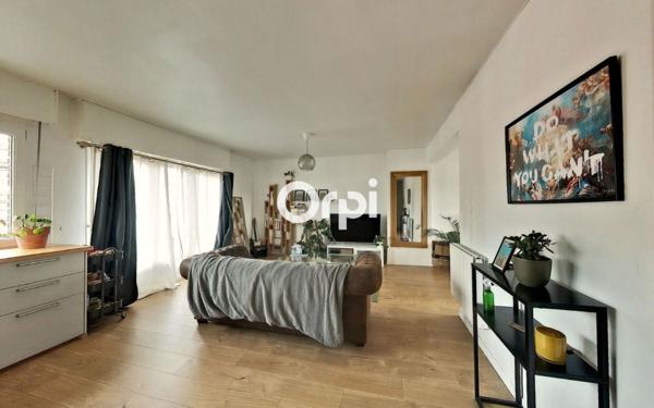 Appartement à vendre    3 pièces • 66,14 m2 Lille