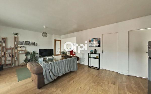Appartement à vendre    3 pièces • 66,14 m2 Lille