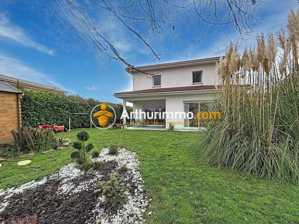 Vente Maison 5 pièces 118 m2 à Bourgoin-Jallieu