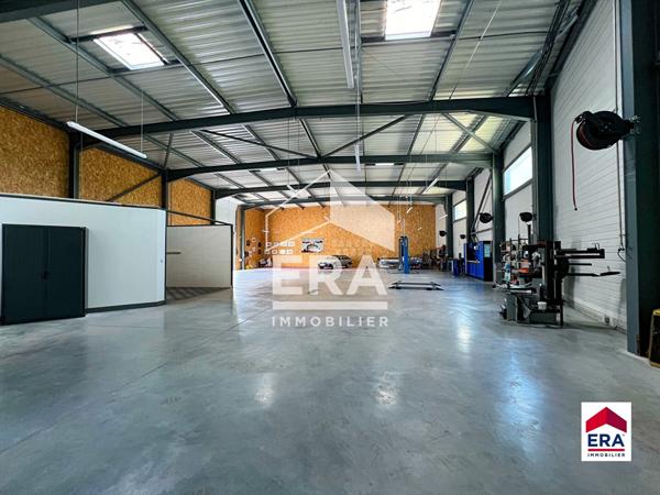 Local d'activité Villes Sur Auzon 1350 m2