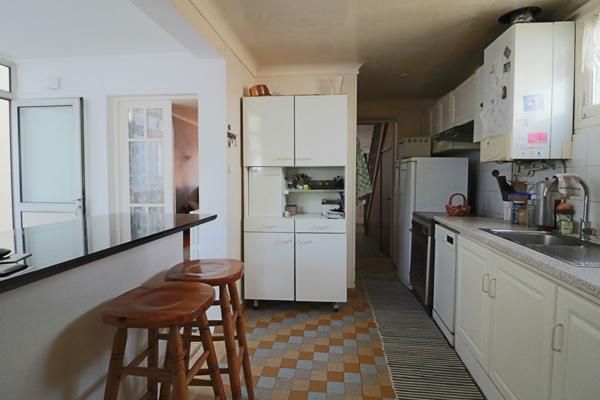 Pavillon avec 3 chambres et jardin