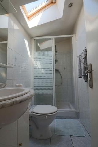 Pavillon avec 3 chambres et jardin