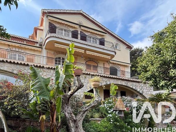 Maison à vendre 14 pièces 365 m² Roquebrune-Cap-Martin
