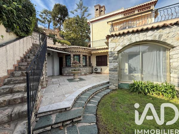 Maison à vendre 14 pièces 365 m² Roquebrune-Cap-Martin