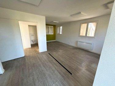 Divers à vendre à Nemours en Seine-et-Marne (77140), ref : 149